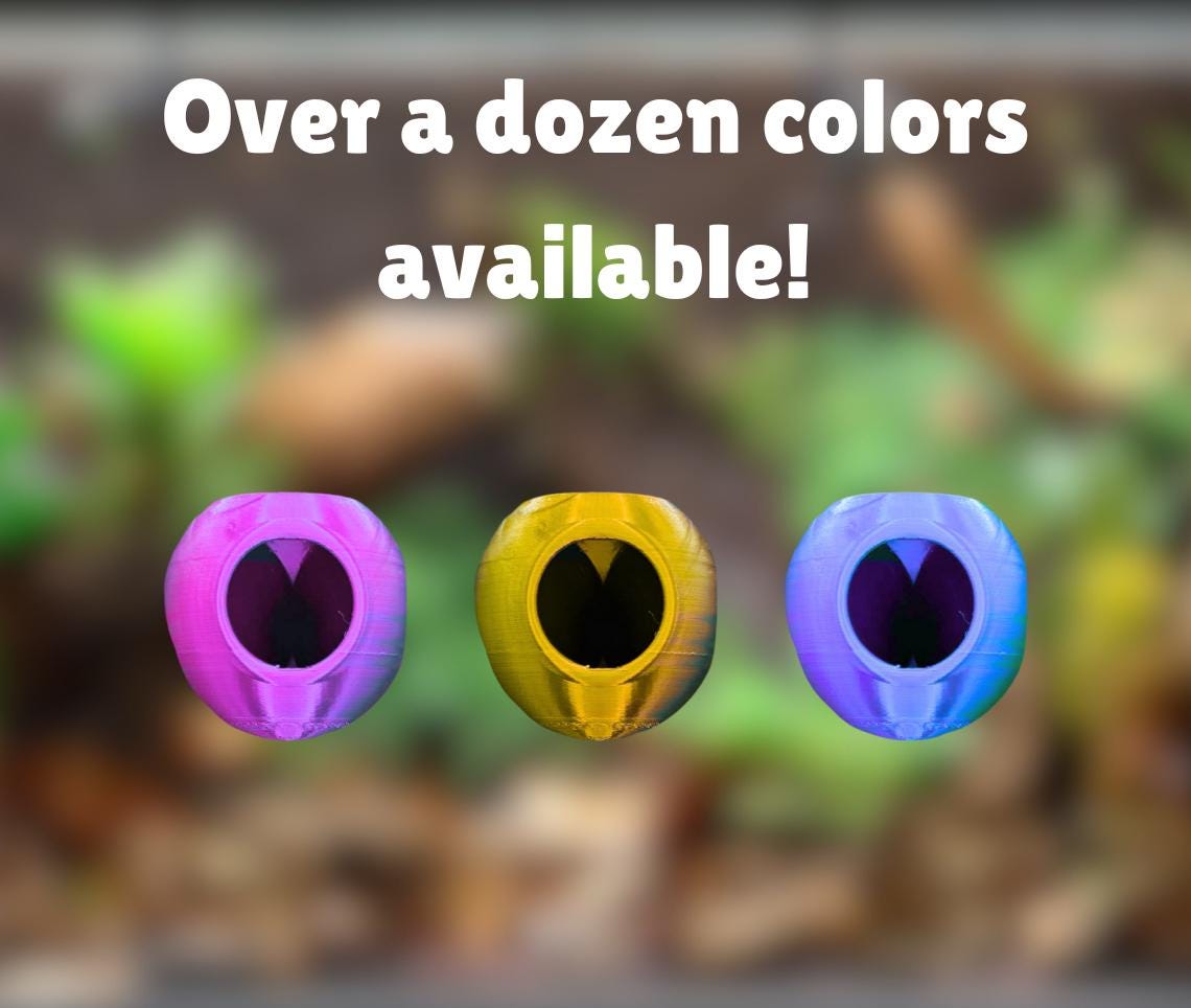 Corner Magnetic Jumping Spider Hide & Mourning Gecko Hide - PAWS FRVR