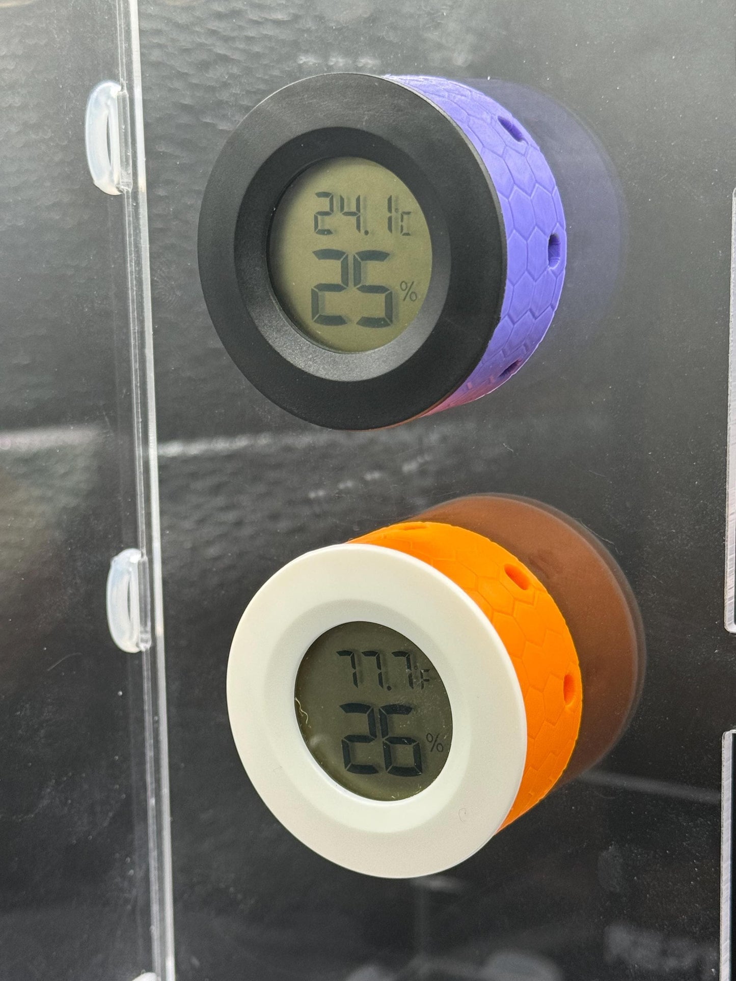 Magnetic Hygrometer Mount for Reptile & Spider Enclosures
